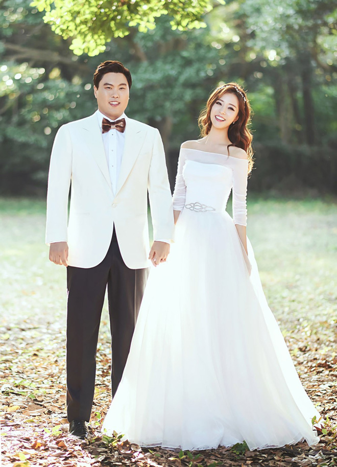 Đám cưới hội tụ toàn sao khủng: Lee Kwang Soo bỗng điển trai, Phạm Băng Băng Hàn Quốc bị mỹ nhân vô danh đè bẹp